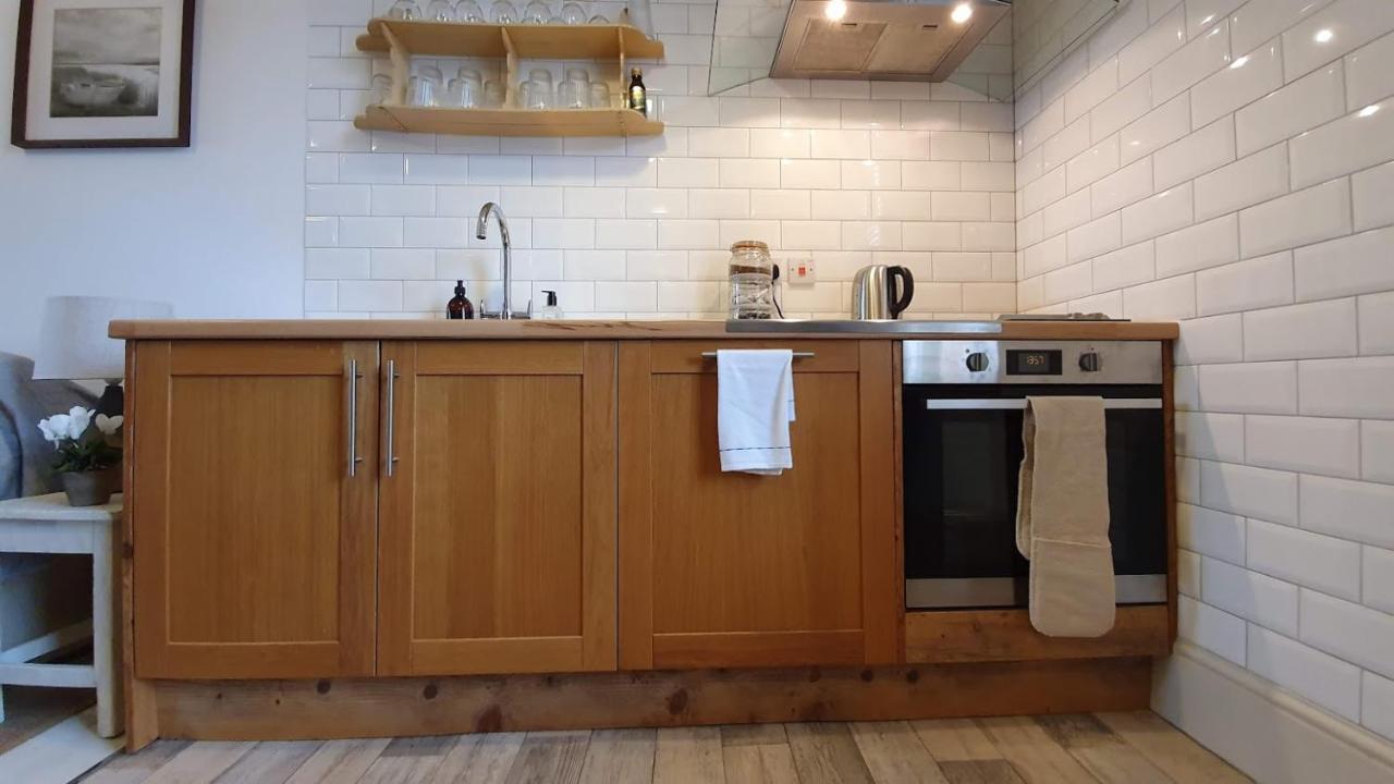 Stylish Town Centre Apartments Nailsworth Bagian luar foto