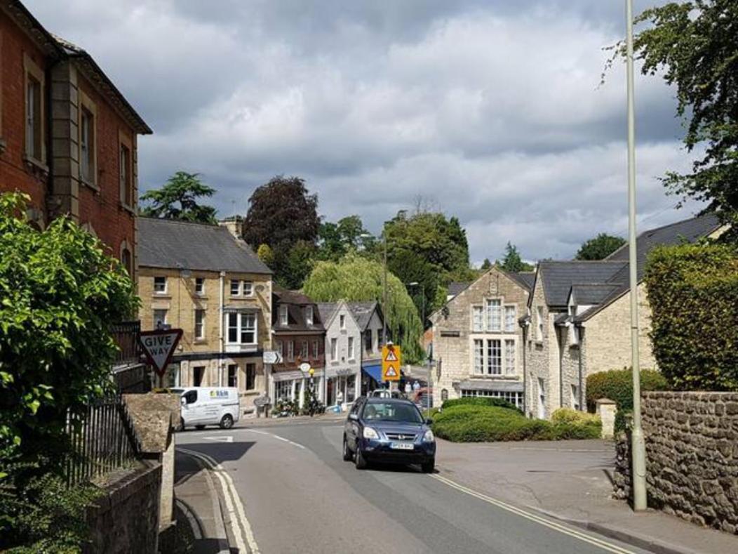 Stylish Town Centre Apartments Nailsworth Bagian luar foto