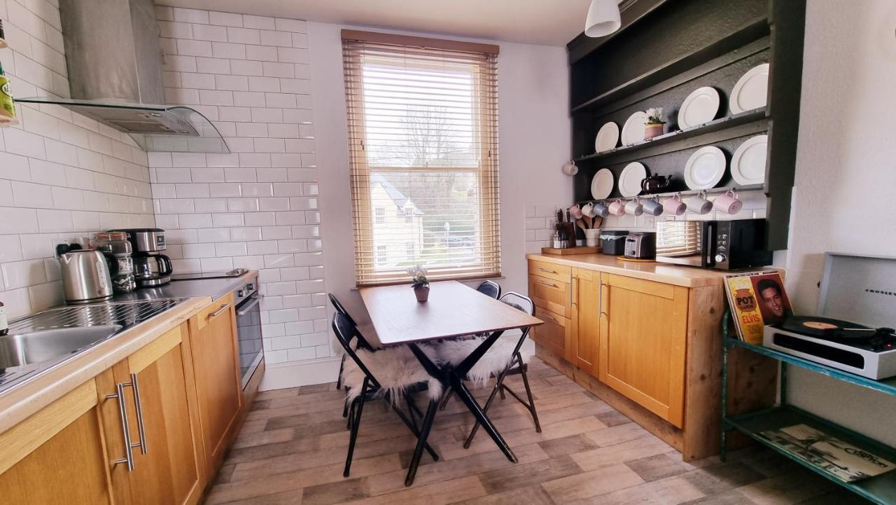 Stylish Town Centre Apartments Nailsworth Bagian luar foto