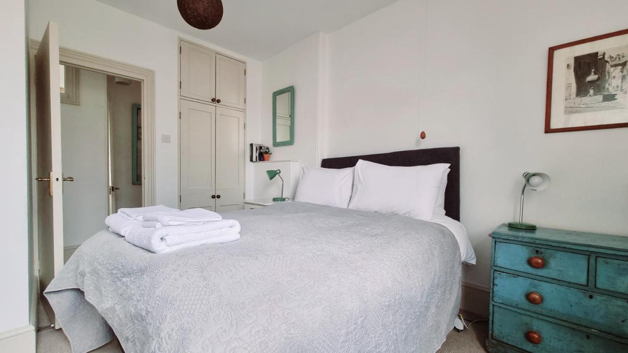 Stylish Town Centre Apartments Nailsworth Bagian luar foto