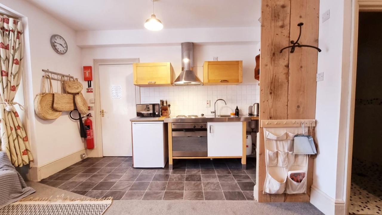 Stylish Town Centre Apartments Nailsworth Bagian luar foto